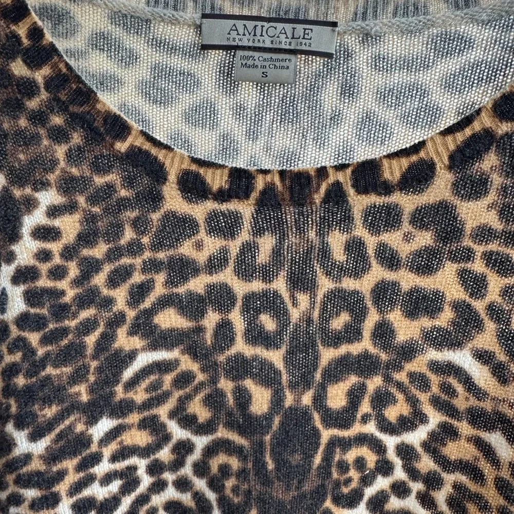 Amicale Cashmere leopard print cashmere sweater Size Small - Picture 5 of 5